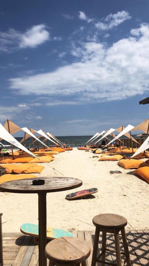 Ferienwohnung Theo Summerland Seaview Mamaia Exterior foto